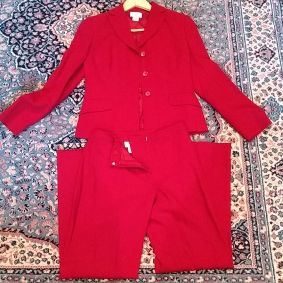 Anne taylor loft red suit size 2P - Picture 1 of 4